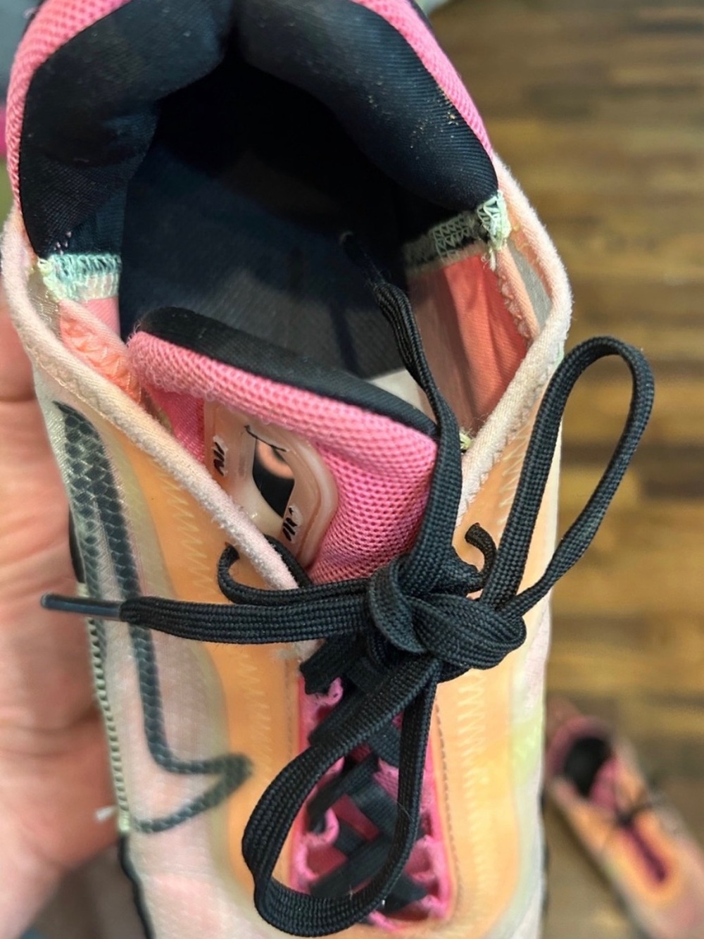 Nike Women's Pink and Peach Athletic Sneakers - Picture 7 of 7